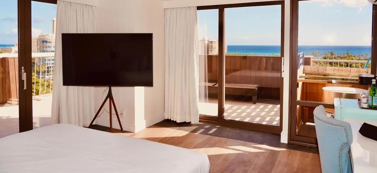Hotel La Croix Honolulu