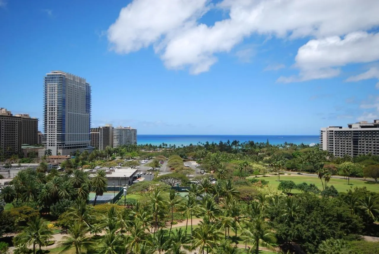 Hotel La Croix Honolulu 4*,