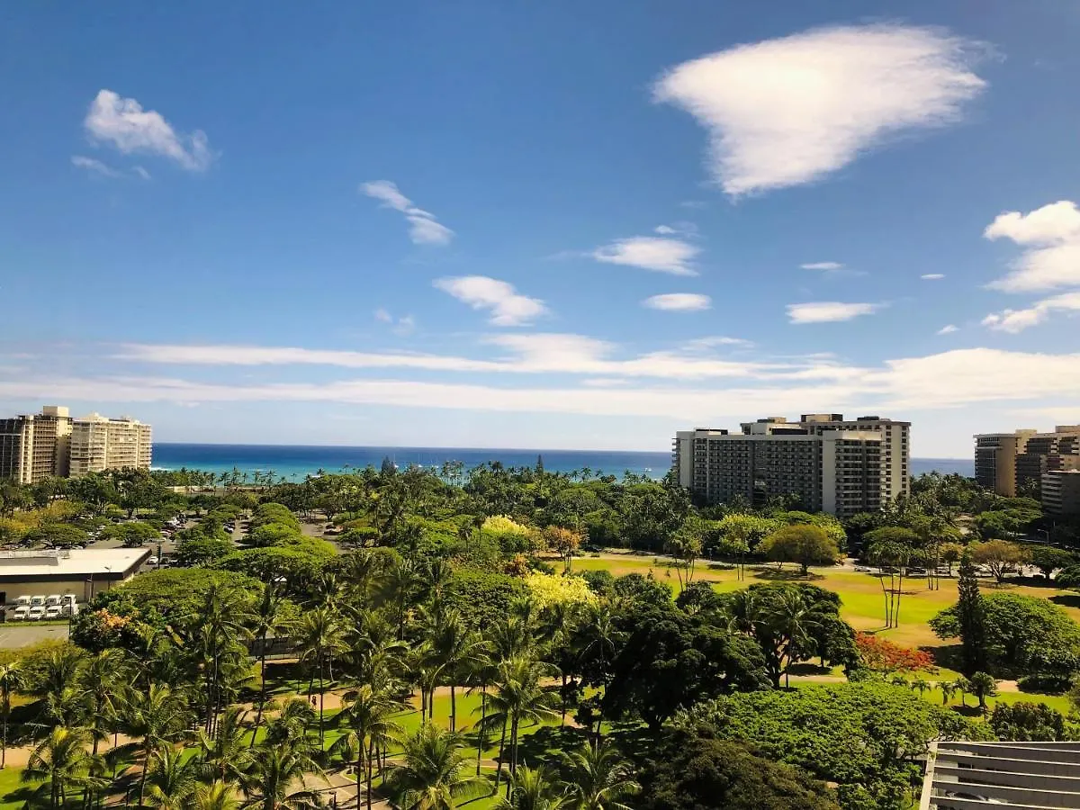 Hotel La Croix Honolulu 4*,